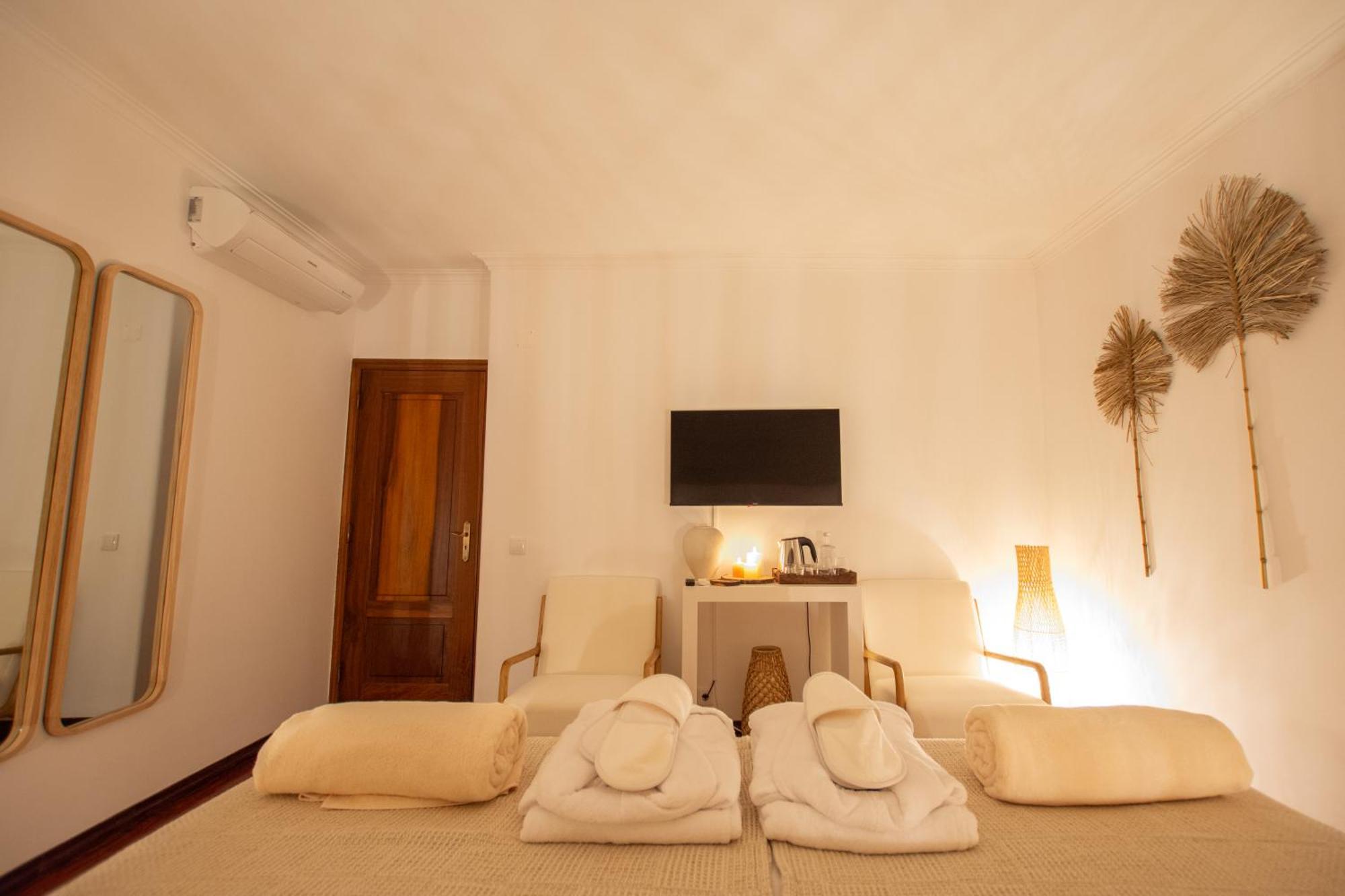 Villa Pietra Estoril Eco Guesthouse Exterior photo